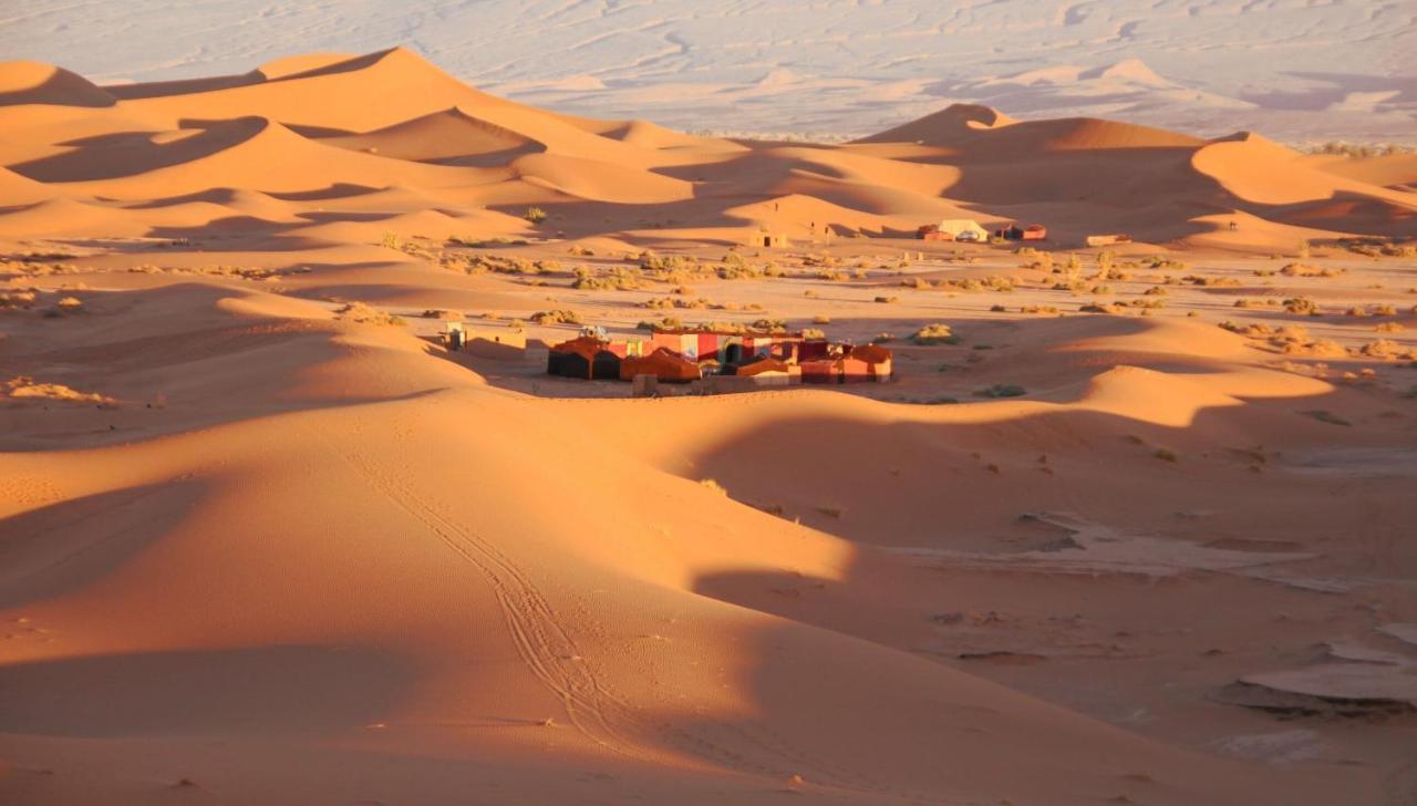 Camp Desert Bivouac Chegaga El Gouera Esterno foto